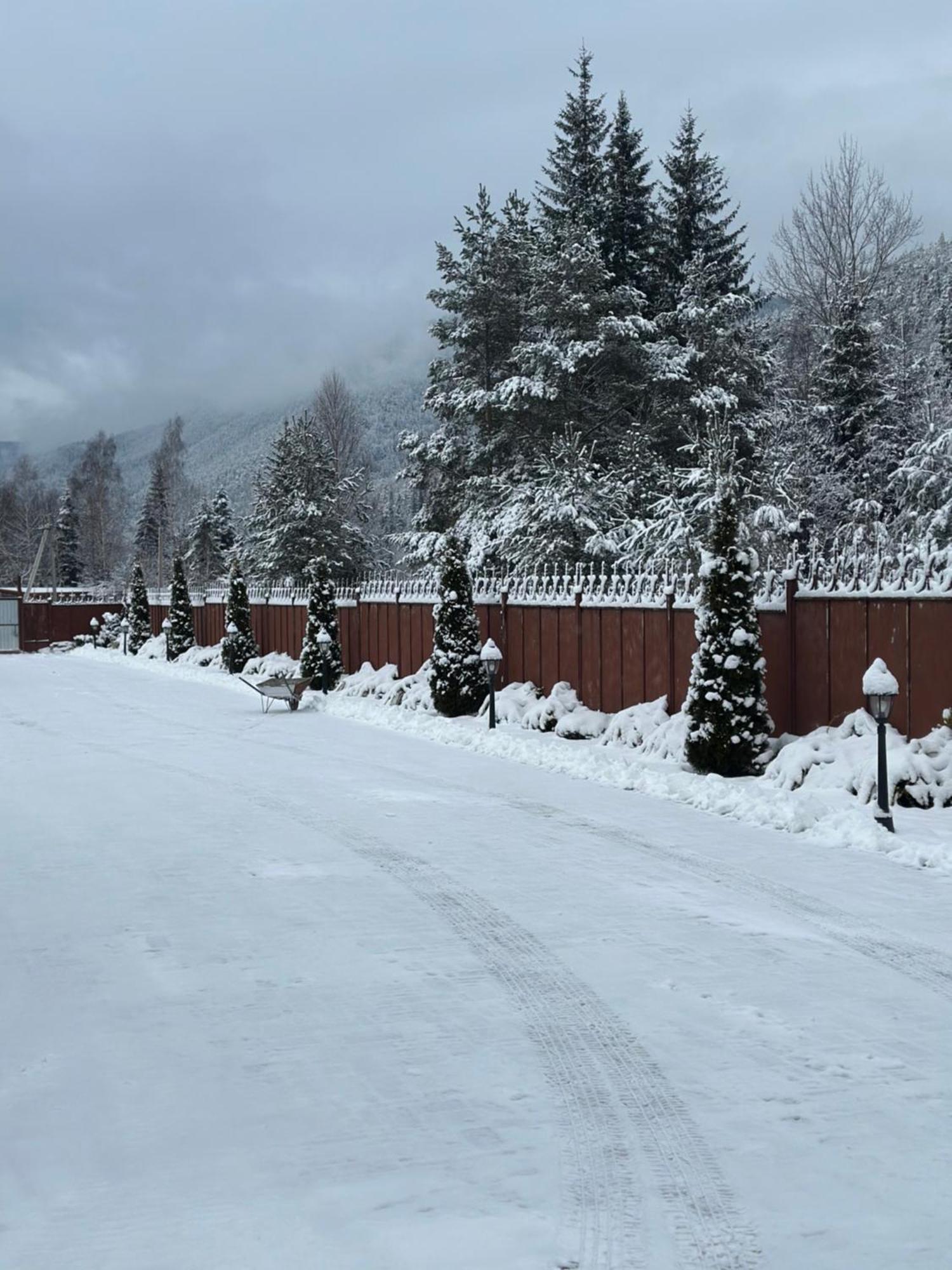 Bambetli Villa Tatariv Dış mekan fotoğraf